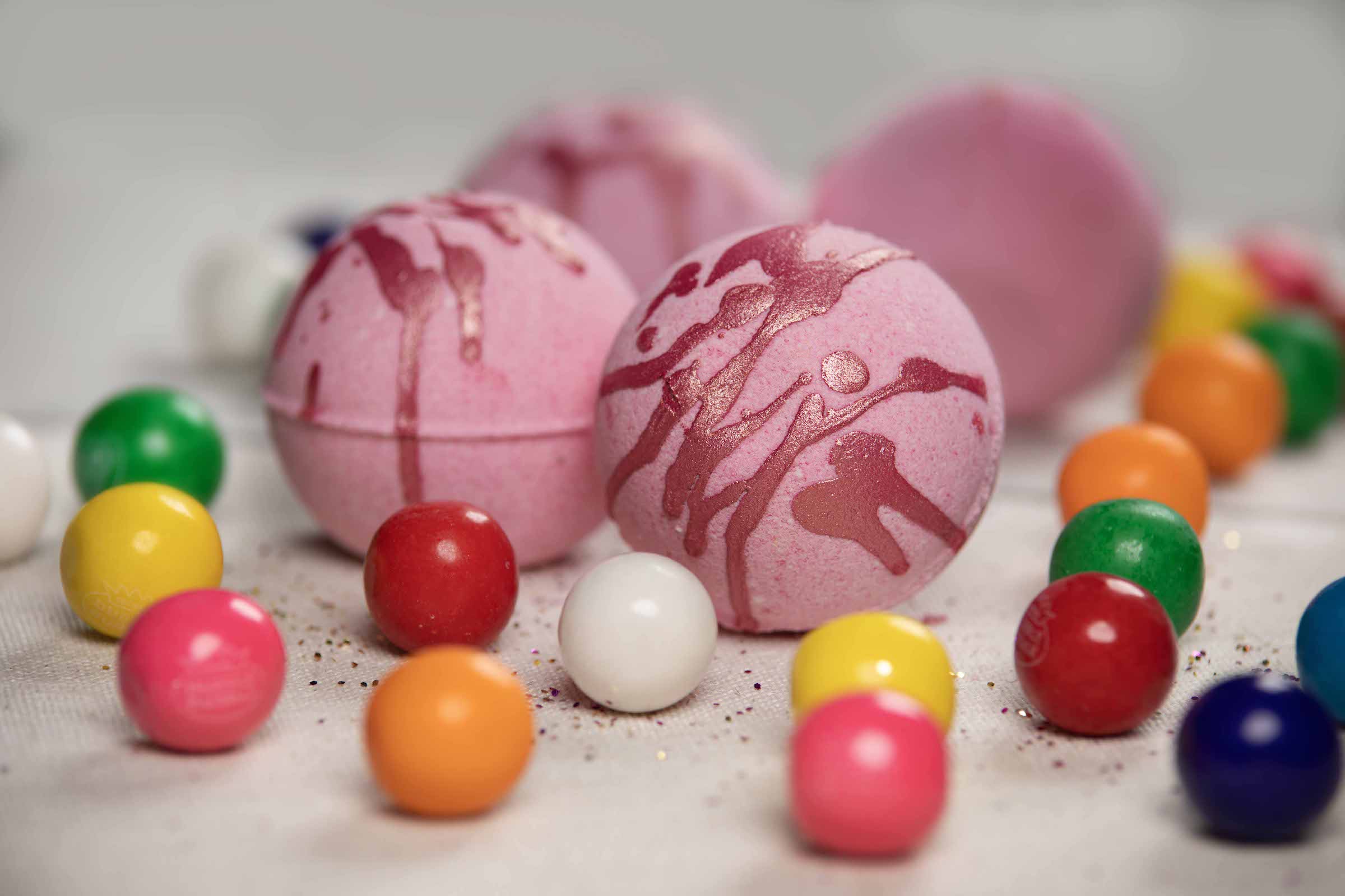 Bubble  Gum Bath Bomb Front