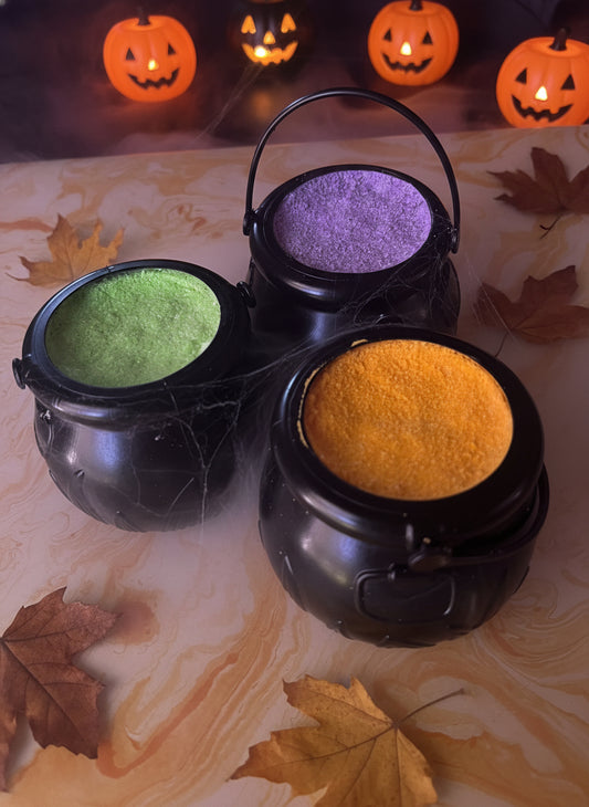 Cauldron bathbomb